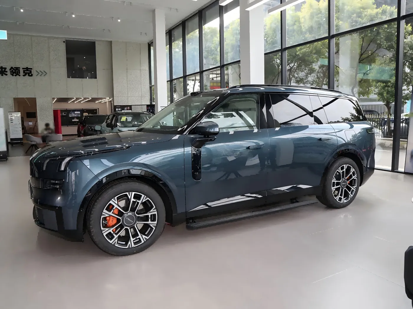A Lynk & Co 900 március 25-én kezdődik az előadások előtt, és hivatalosan április végén indul!
