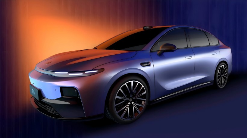 A középméretű szedánként elhelyezkedő B01 Leapmotor debütál a Sanghaji Autószalonon. Megjelent a LEAPMOTOR B01 modell hivatalos képe.